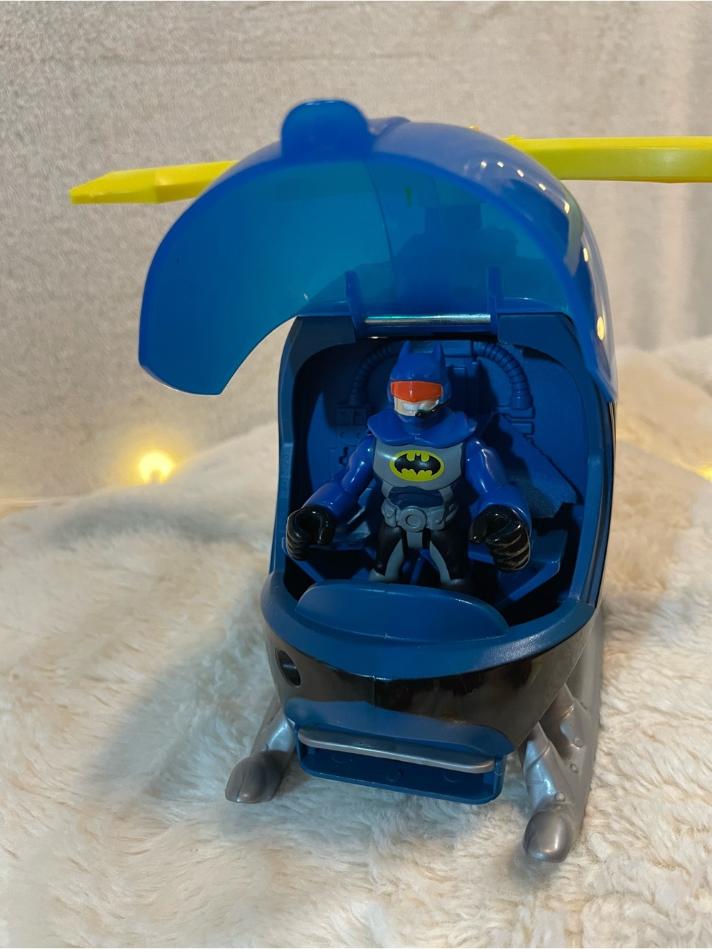 Batman Blue Rescue Chopper with Yellow Rotor